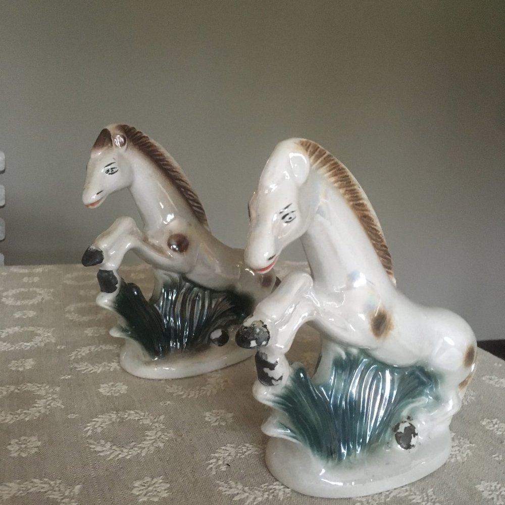 Pair of Horses Hand Painted Rearing Figurines. 7X7